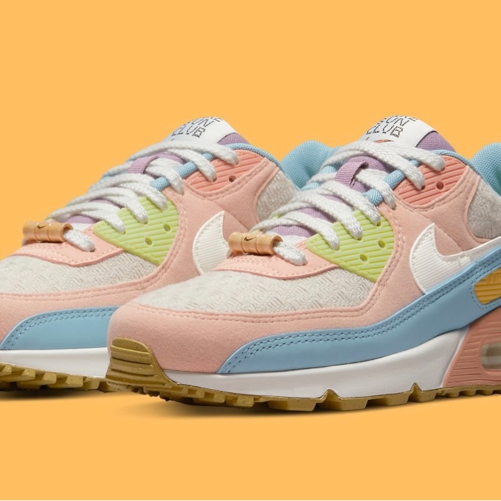 New Nike Air Max 90 SE Sun Club Women’s 7.5, fun details!!